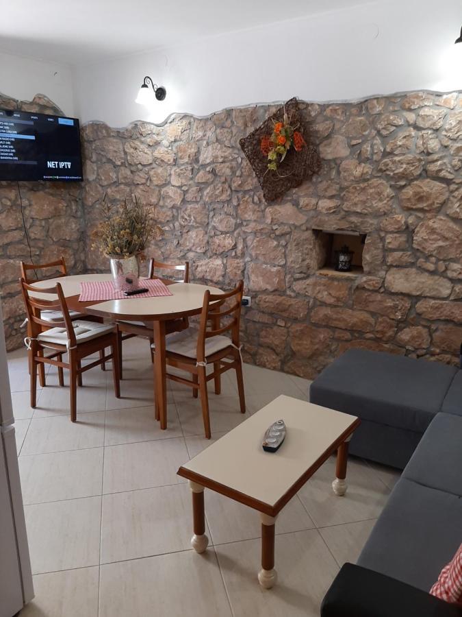 Nino Appartement Zadar Buitenkant foto