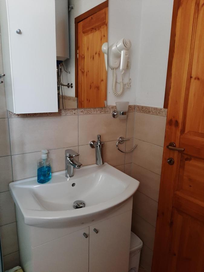 Nino Appartement Zadar Buitenkant foto