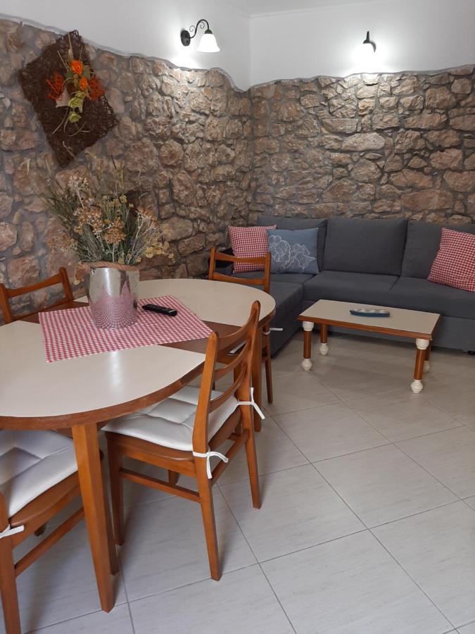 Nino Appartement Zadar Buitenkant foto