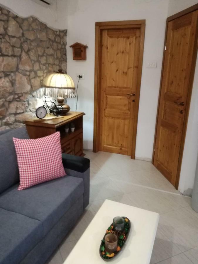 Nino Appartement Zadar Buitenkant foto